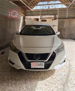 نيسان فيرسا